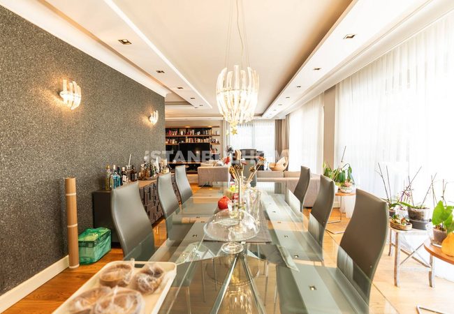 Detached Sea-view House with Pool in Istanbul Sariyer 8