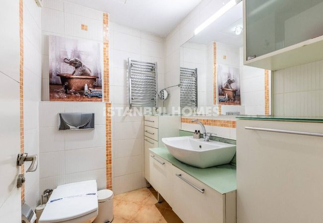 Üsküdar'da Boğaz Manzaralı Airbnb Lisanslı Daire 13