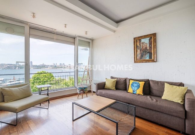 Üsküdar'da Boğaz Manzaralı Airbnb Lisanslı Daire 2