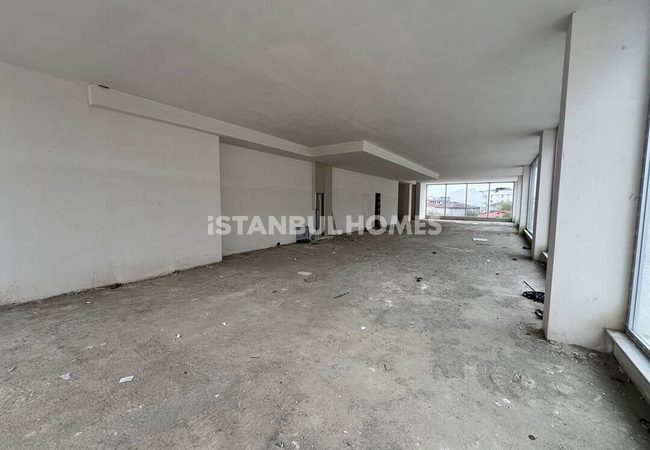 İstanbul Çekmeköy'de Metroya Yakın Satılık Dükkan 5