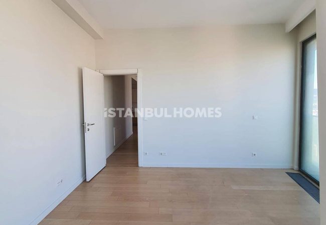 Wohnung In Einer Anlage Mit Pool In Maltepe 11