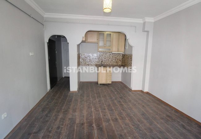 1-schlafzimmer-immobilien 1 Km Zum Meer In Fatih Silivrikapı 8