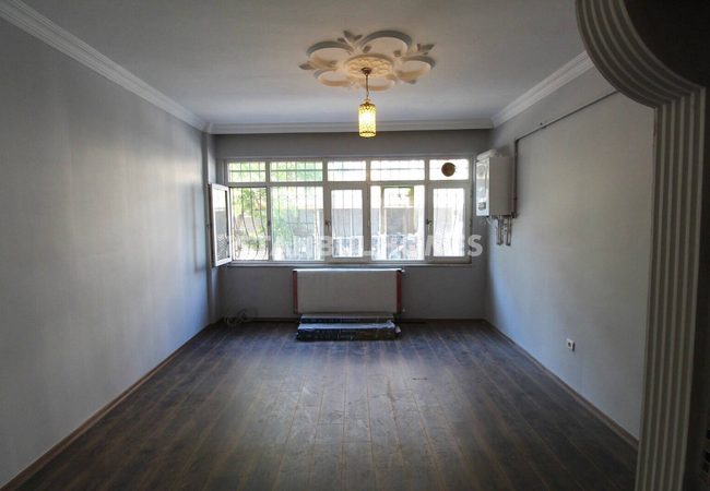 1-schlafzimmer-immobilien 1 Km Zum Meer In Fatih Silivrikapı 4