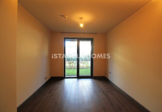 Elegant Apartments in a Richly-featued Complex in Bakirkoy 23
