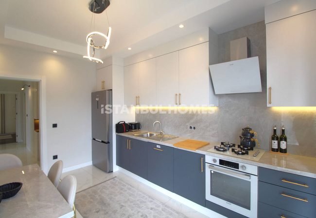 شقق بتصميم أنيق في مجمع سكني مع مسبح في باغجيلار، إسطنبول 14