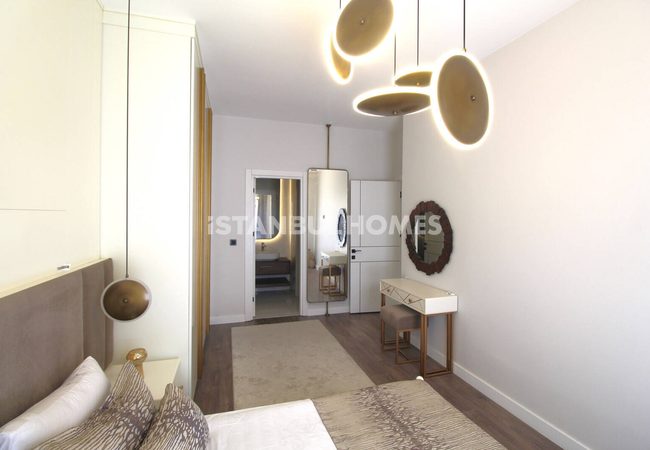 شقق بتصميم أنيق في مجمع سكني مع مسبح في باغجيلار، إسطنبول 16