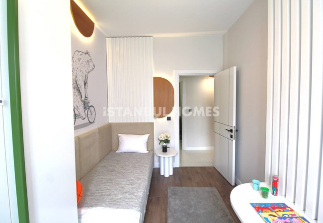 شقق بتصميم أنيق في مجمع سكني مع مسبح في باغجيلار، إسطنبول 18