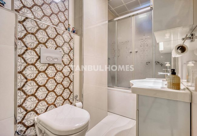 İstanbul Büyükçekmece'de Marina Yakınında Havuzlu Geniş Villa 33