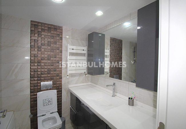 High-end Middle Floor Apartment in Eyüpsultan Istanbul 43