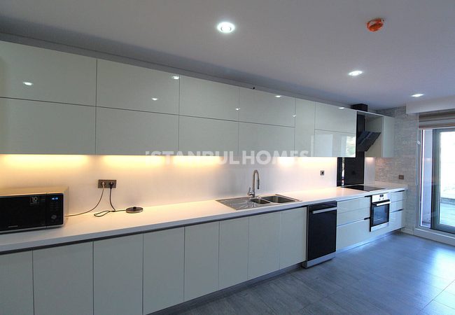 High-end Middle Floor Apartment in Eyüpsultan Istanbul 25