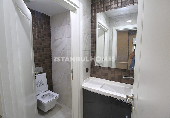 High-end Middle Floor Apartment in Eyüpsultan Istanbul 42