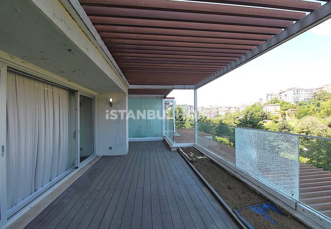 High-end Middle Floor Apartment in Eyüpsultan Istanbul 51