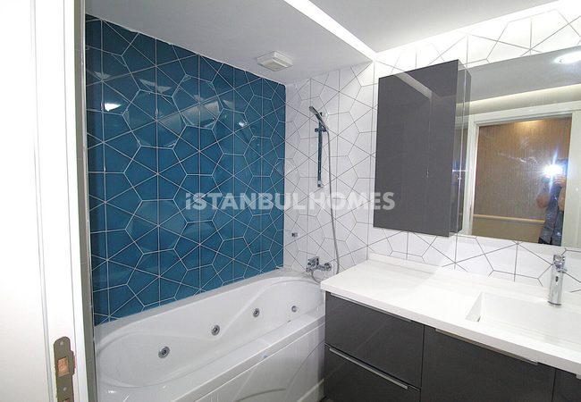 High-end Middle Floor Apartment in Eyüpsultan Istanbul 39