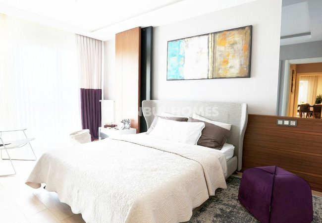 Real Estate in a Complex with Rich Facilities in Kucukcekmece 16