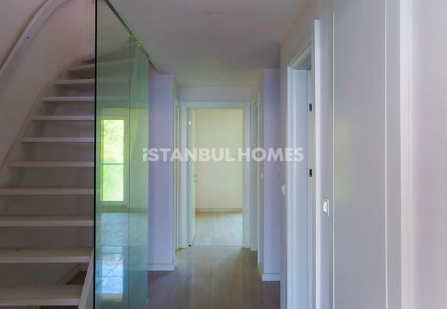 Spacious Sea View Real Estate in Buyukcekmece, Istanbul 22