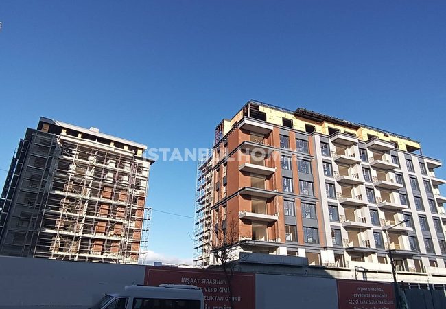 萨利耶综合楼市景公寓 33