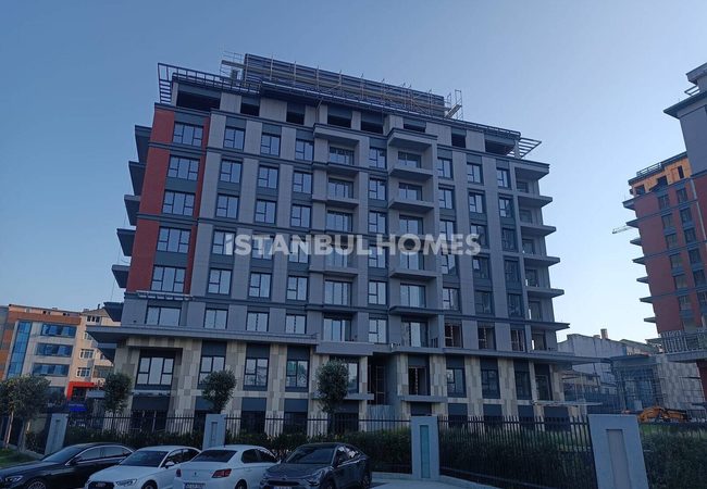 萨利耶综合楼市景公寓 28