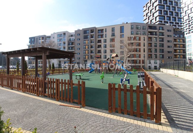 Wohnungen In Einem Sicheren Pool Komplex In Kartal Istanbul 27
