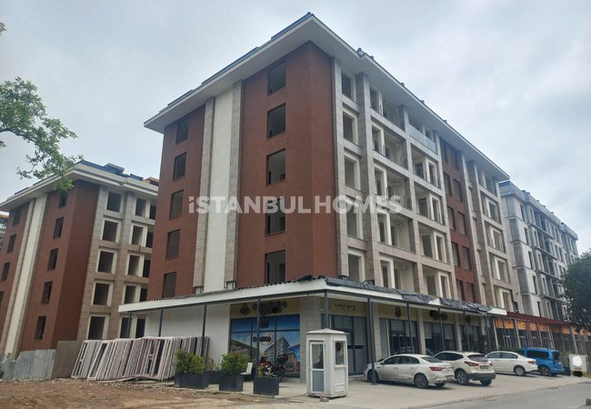 İstanbul Zeytinburnu'nda Geniş Kullanım Alanı Sunan Daireler 23