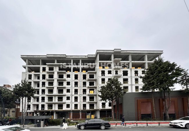 İstanbul Küçükçekmece'de Havuzlu Sitede Satılık Daireler 19