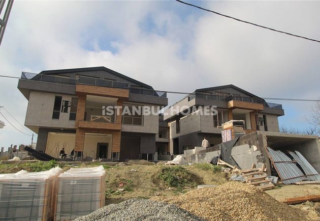 Luxurious Nature-view Houses with Pools in Beylikdüzü İstanbul 18