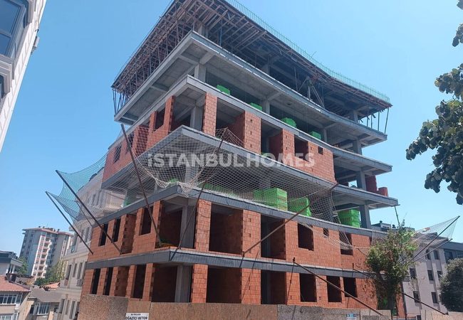 Spacious Design Apartments Near Amenities in Besiktas 14