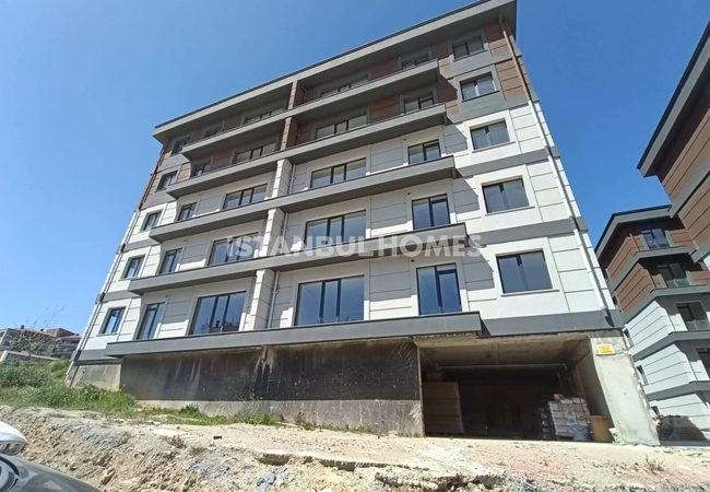 Просторные квартиры в выгодном месте в Башакшехире 25