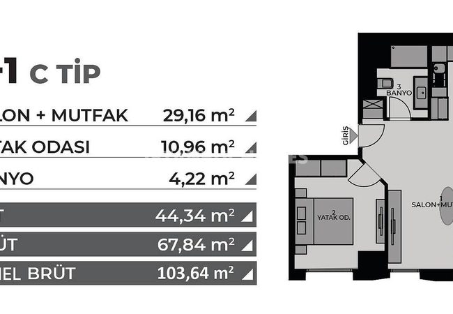 Kadıköy'de Zengin Sosyal Alanlı Sitede Denize Yakın Daireler 33