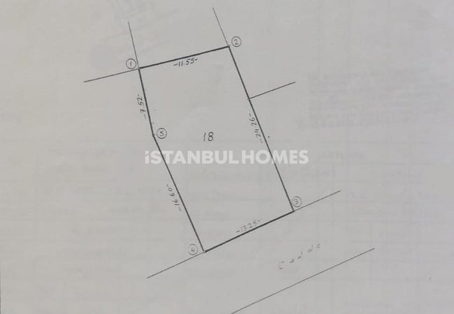 أرض للبيع بالقرب من الطريق السريع D-100 في اسطنبول 2