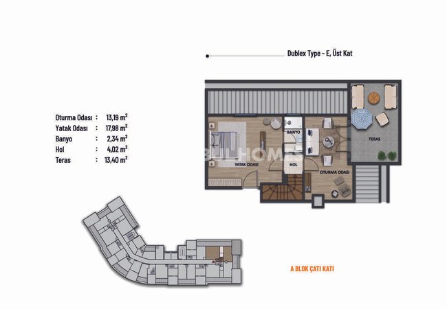 Flats in Complex Near E-5 Highway in Pendik Istanbul 33